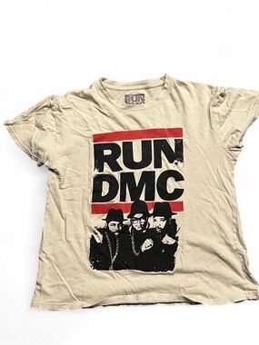RUN DMC Graphic Tee - Beige Short Sleeve Top